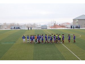 Başkale Gençlikspor, Çaldıranspor’a mağlup oldu