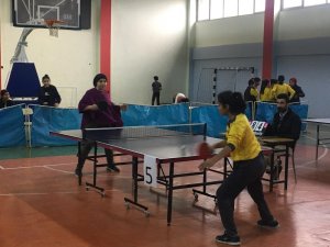 Sason’da okullar arası masa tenisi turnuvası