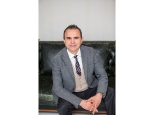 Göz altı torbaları neden olur? Tedavisi nedir?