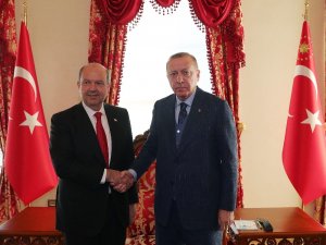 Cumhurbaşkanı Erdoğan KKTC Başbakanı Ersin Tatar ile görüştü