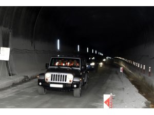Bakan Varank’tan dünyanın en uzun 2.tüneline inceleme