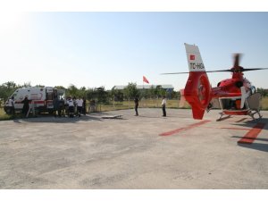 Kalp krizi geçiren hasta hava ambulansı ile taşındı