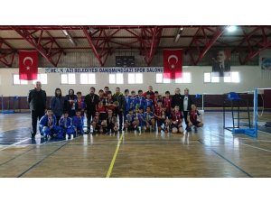 Okullar arası Yıldız Erkek Badminton İl Birinciliği tamamlandı