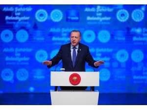 Cumhurbaşkanı Erdoğan: “Çağın ötesine geçemeyen toplumlar cazibelerini yitirmeye mahkumdur”