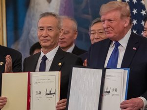 ABD ile Çin arasında ticaret savaşının bitirilmesi yönünde ilk imza