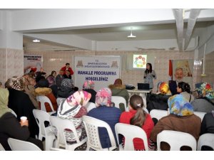 Isparta Belediyesi sağlığa yönelik eğitim seminerlerini mahallelere taşıdı