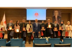 Gaziantep’te başarılı idari yargı personeline plaket
