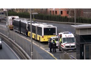 Okmeydanı’nda metrobüs kazası: 1 yaralı