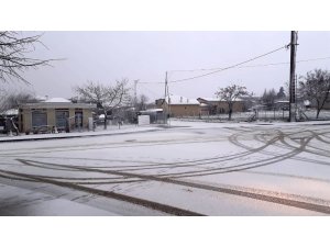 Silivri’de kar yağışı başladı