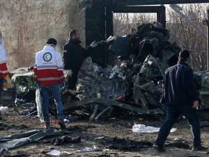 İran Ukrayna uçağının iki füzeyle vurulduğunu doğruladı