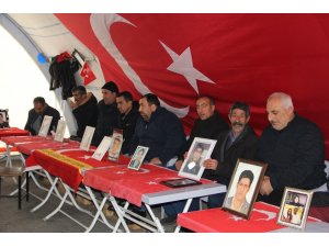 HDP önündeki ailelerin evlat nöbeti 141’inci gününde