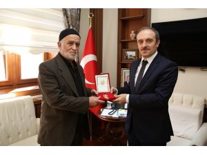 Kıbrıs Gazisi Mehmet Ozulu’ya Milli Mücadele Madalyası ve Beratı tevcih edildi