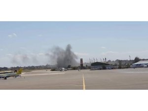 Hafter Uluslararası Mitiga Havaalanı’na füze ile saldırdı