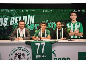 Konyaspor, U17 milli oyuncusu Şener Kaya ile sözleşme imzaladı