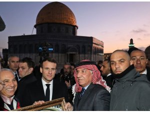 Macron Mescid-i Aksa’yı ziyaret etti