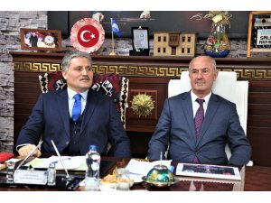 AK Parti Yerel Yönetimler Genel Başkan Yardımcısı Çakır’dan Tuşba Belediyesine ziyaret
