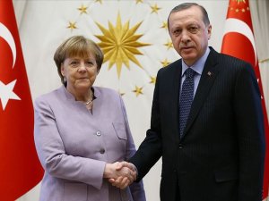Almanya Başbakanı Merkel Türkiye'ye geliyor