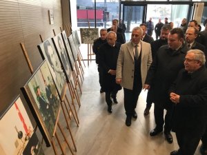 Hendek’te Gaffar Okkan resim sergisi açıldı