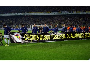 Süper Lig: Fenerbahçe: 0 - Medipol Başakşehir: 0 (Maç devam ediyor)