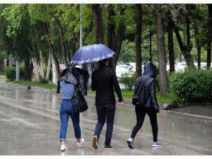 Doğu Karadeniz’de 2 ilde yağmur yağışı bekleniyor
