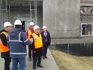Rektör Murat, 18 Mart İÇDAŞ Ulu Camii inşaatında incelemelerde bulundu