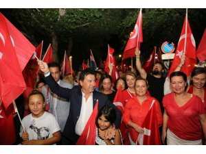 Bodrum sokakları Türk bayraklarıyla donatıldı
