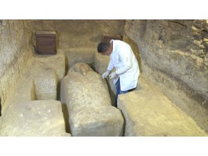 Mısır’da 3 bin yıllık mezarlar bulundu