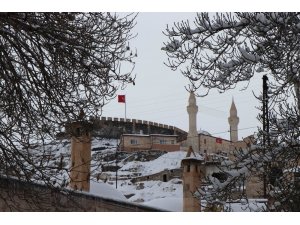 Nevşehir’de kar manzaraları mest etti