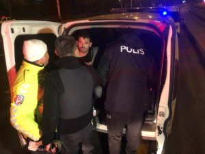 Başkent’te polisten kaçan alkollü ve ehliyetsiz sürücü kaza yaptı: 1 yaralı