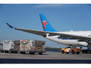 İGA’dan Çin’deki havalimanlarına 3 tonluk tıbbi malzeme desteği