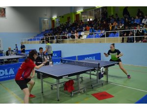 Türkiye Gençler Takım ve Ferdi Masa Tenisi Şampiyonası sona erdi