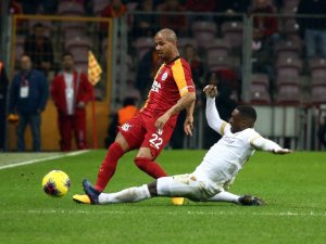 Süper Lig: Galatasaray: 2 - Kayserispor: 0 (İlk yarı)