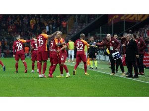 Galatasaray ligde seriye bağladı, üst üste 4. galibiyet