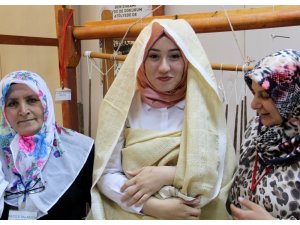 Kadınların geleneksel giysileri arasında yer alan ‘ehram’ Bayburt’un mu? Erzurum’un mu?