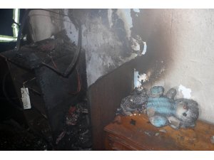 Kayseri’de ev yangını, dumandan zehirlenen 2 kardeş tedavi altına alındı