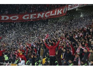 Sivasspor-Medipol Başakşehir maçının biletleri satışta