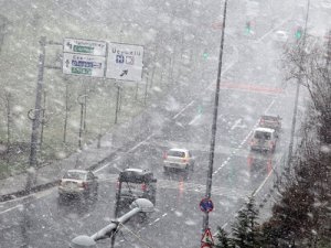 Meteoroloji'den İstanbullulara kar uyarısı