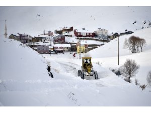 Erzincan’da kar yağışı ve çığ uyarısı
