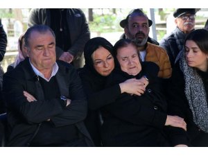 Fatih Terim ve annesinin gözyaşları