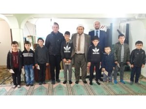 Türkeli’de camiler çocuklarla şenlendi