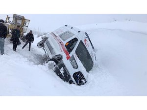 Bingöl’de kar ve tipiyle mücadele