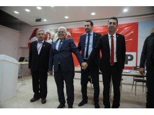 Niğde’de CHP İl Başkanı yeniden Erhan Adem oldu
