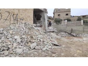 Rus savaş uçakları Halep’e saldırdı: 4 ölü