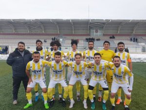 Nevşehir 1.Amatör Ligde 2 futbolcunun hattrick yaptığı maçta 12 gol atıldı