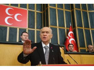 MHP lideri Bahçeli, "(Türkiye’nin çok cepheli, etkili ve yönlü bir mücadelenin ortasında olduğunu inkar etmek) Bu yalın gerçeği inkar etmek akıl fukaralığına, samimiyet yoksunluğuna açık bir işarettir" (1)