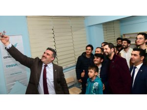 Rektör Çomaklı, Türkiye Gençlik Vakfı üyeleriyle buluştu
