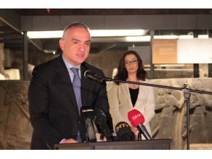 Bakan Ersoy: “Müze Kart fiyatını aşağı çekiyoruz”