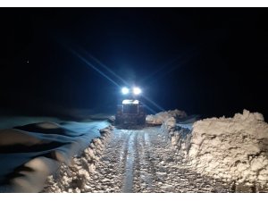 Esendere Belediyesinden karla mücadele çalışması