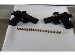 Karaman’da asayiş uygulamasında 2 adet tabanca ele geçirildi