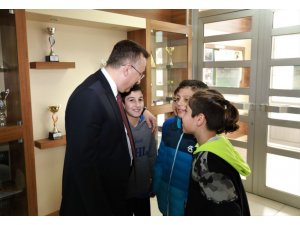 Başkan Mutlu Işıksu, öğrencilerle buluştu